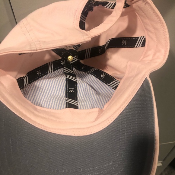 Adidas hat - Picture 2 of 3